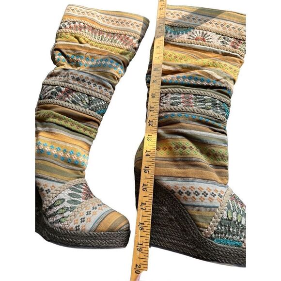 Michael Antonio multicolor tapestry wedge boot size 9.5 - Picture 15 of 15